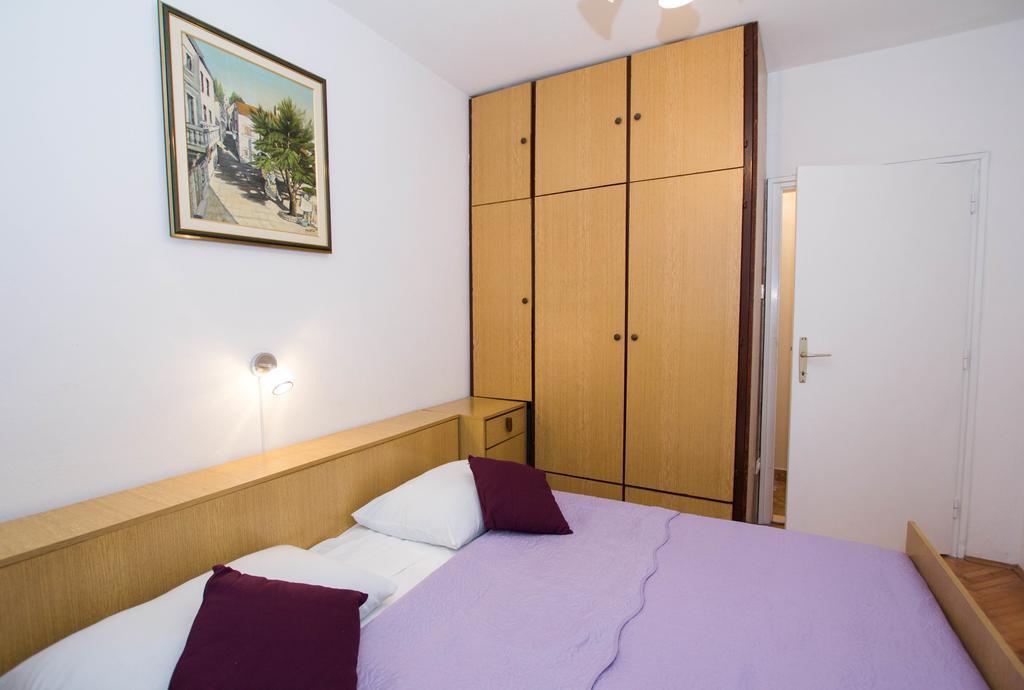 Apartment Cherie Трогир Екстериор снимка