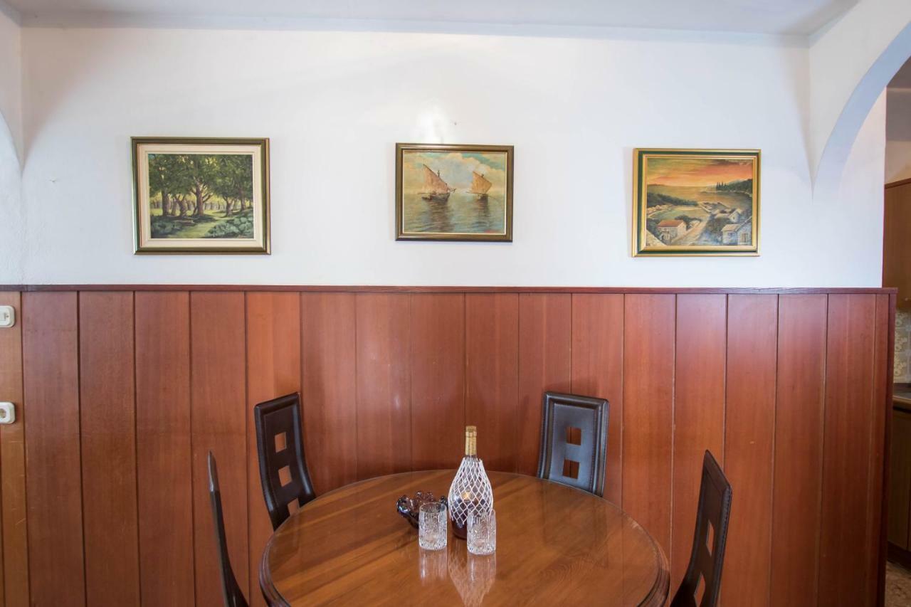 Apartment Cherie Трогир Екстериор снимка